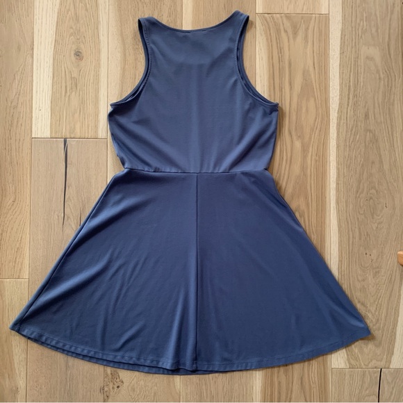 H&M Skater Dress - Picture 2 of 5